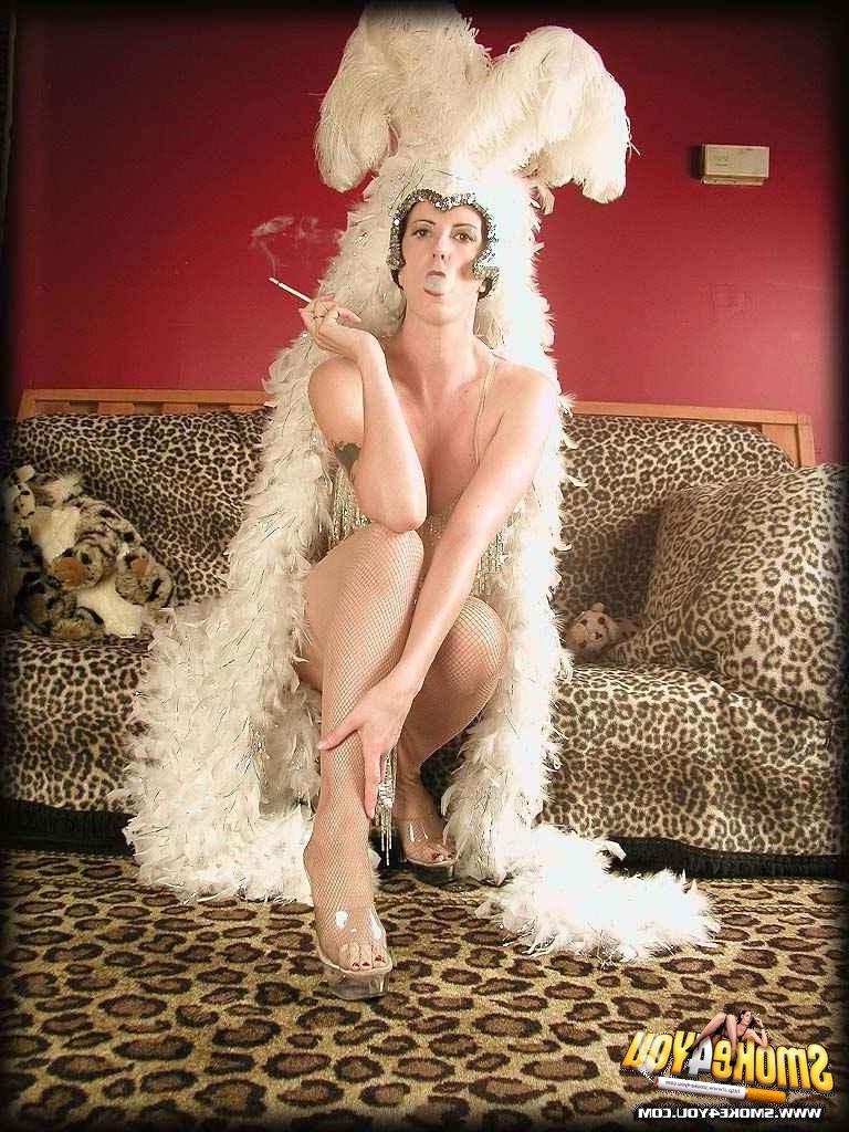 14P Katja puts on a great show as smoking Vegas showgirl