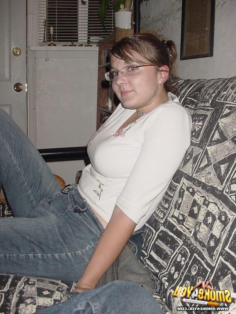 16P Shy Bianca stops by  for a smoke and to tease the camera