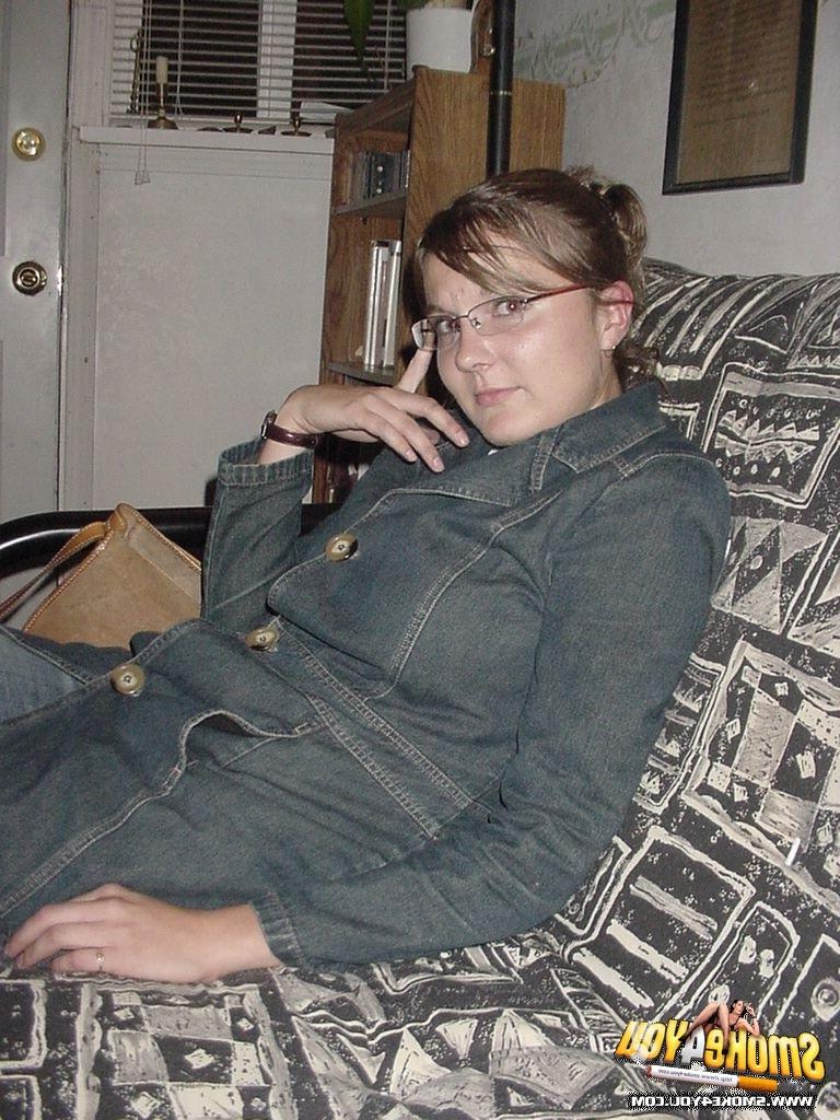 16P Shy Bianca stops by  for a smoke and to tease the camera