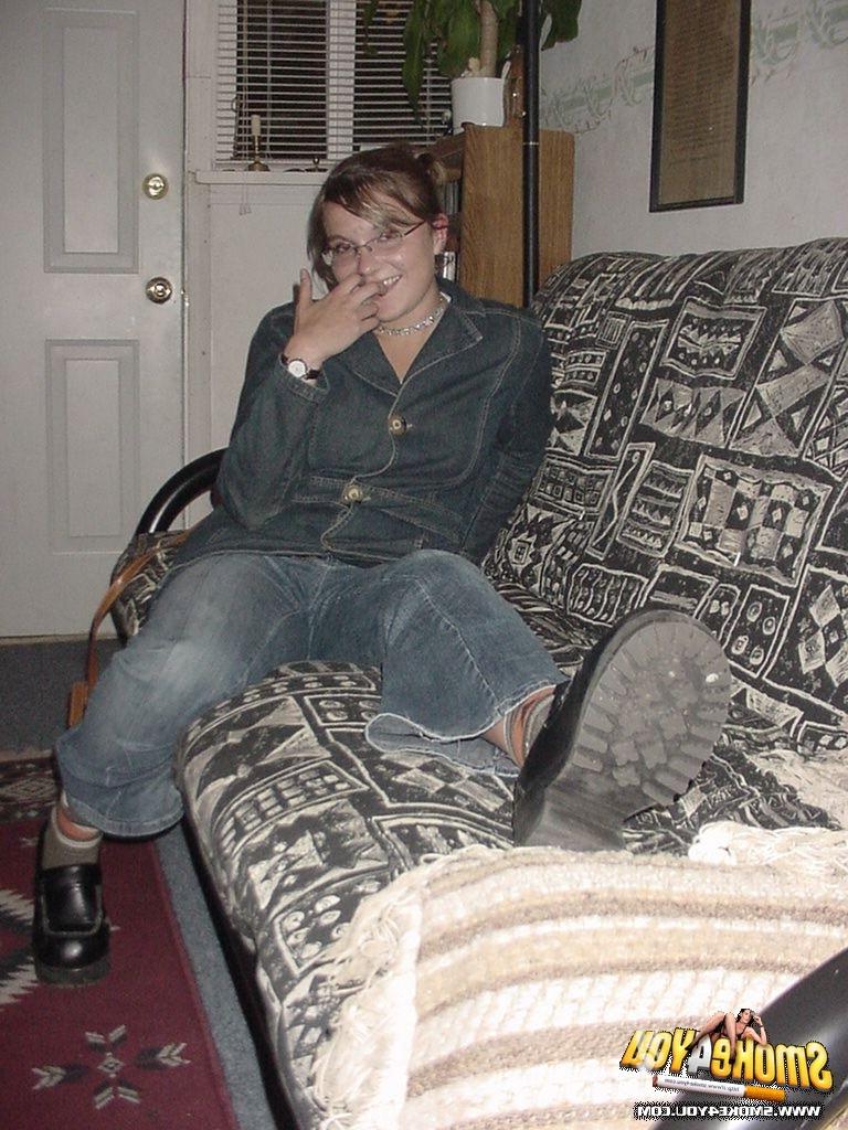 16P Shy Bianca stops by  for a smoke and to tease the camera