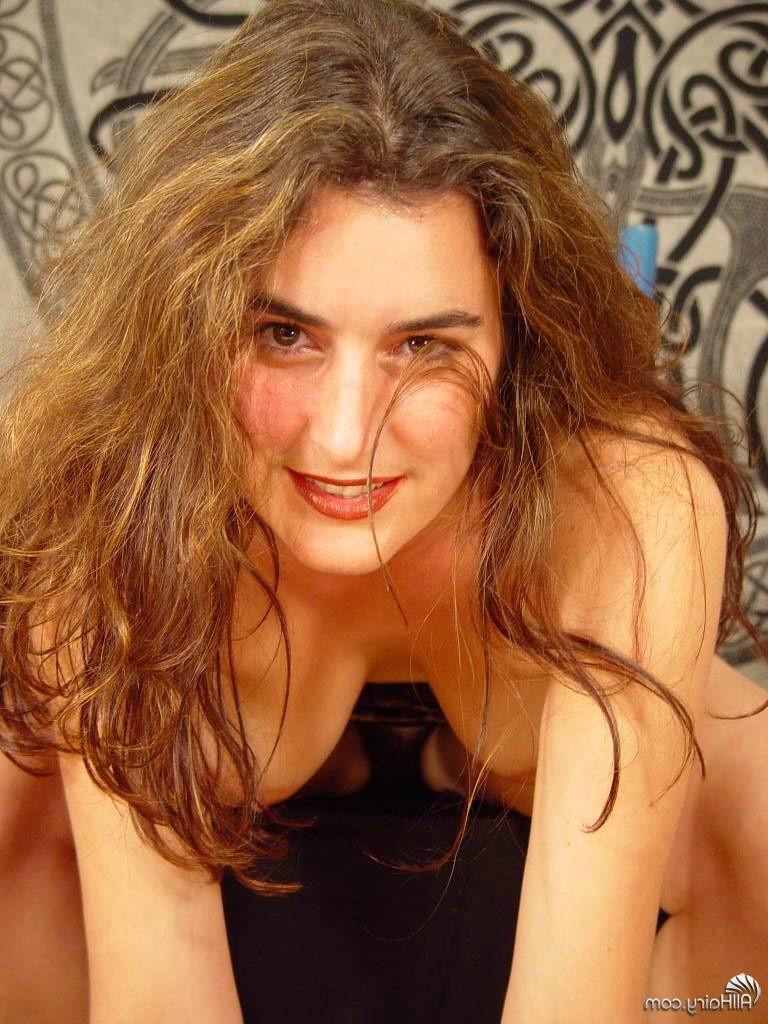 15P hairy mature lady strips everything including mardi gras mask