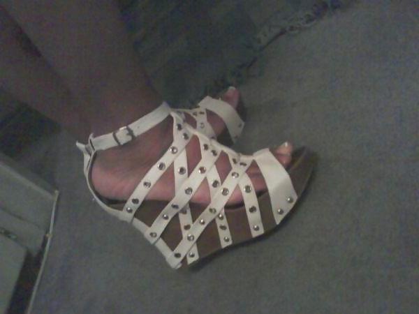 20P FOR THE LOVE OF FEET 5