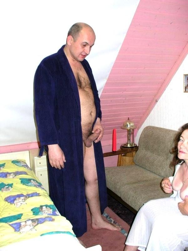 16P Nasty granny gets her hairy pussy licked and fingered to climax