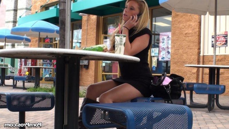 12P Guy stalking a babe in public and lifts her skirt