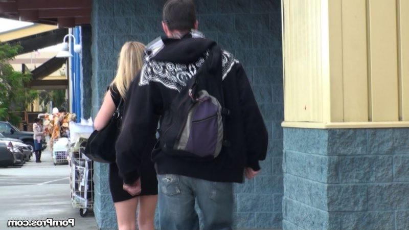 12P Guy stalking a babe in public and lifts her skirt