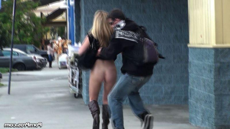 12P Guy stalking a babe in public and lifts her skirt