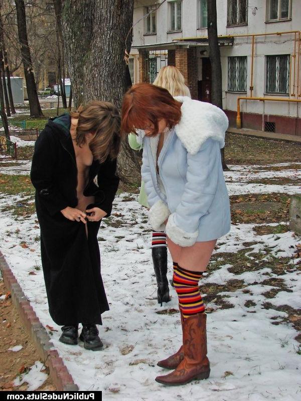 15P Three insolent flashers showing their nude intimate spots in public