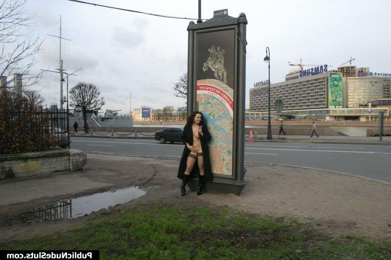 15P Busty babe flashing nude and petting her body with lollipop in public
