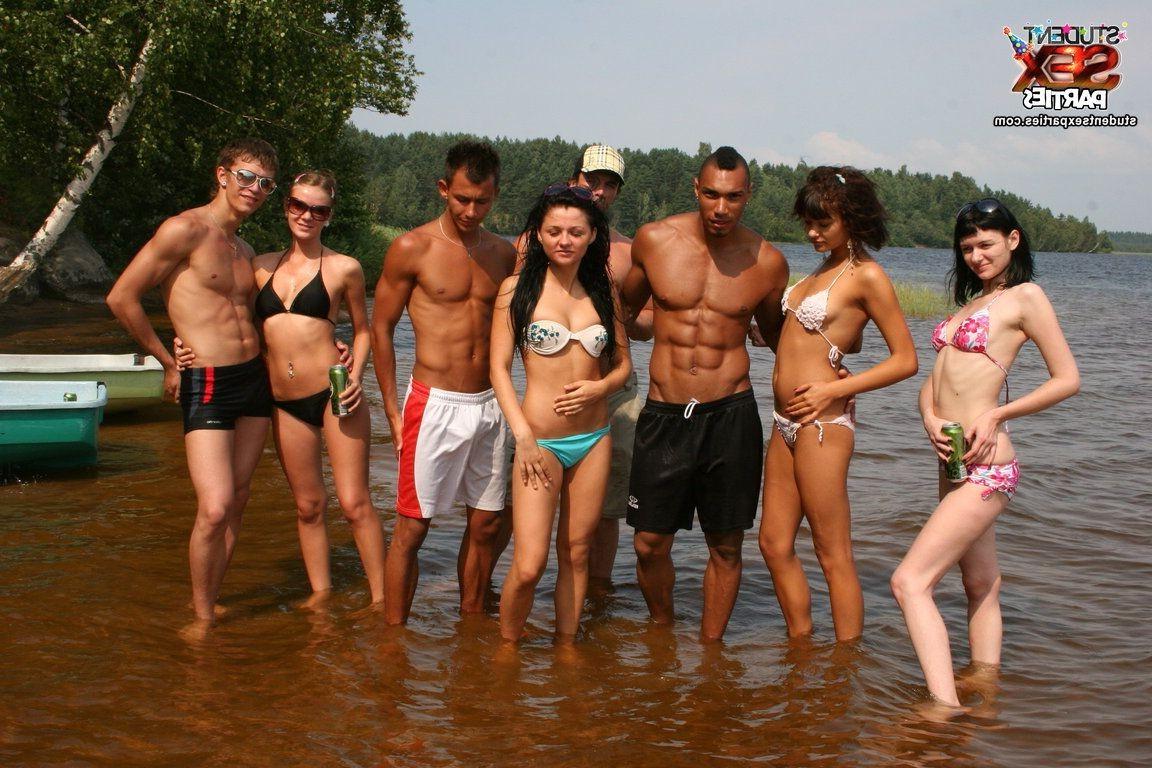 18P Students Sex Parties In Mud