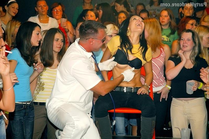16P Juicy horny girls fucking at hardcore orgy sex party