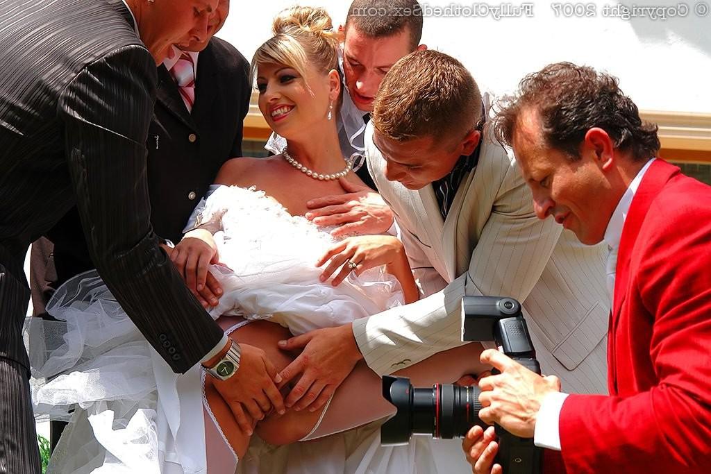16P Nasty bride sucking and riding five cocks