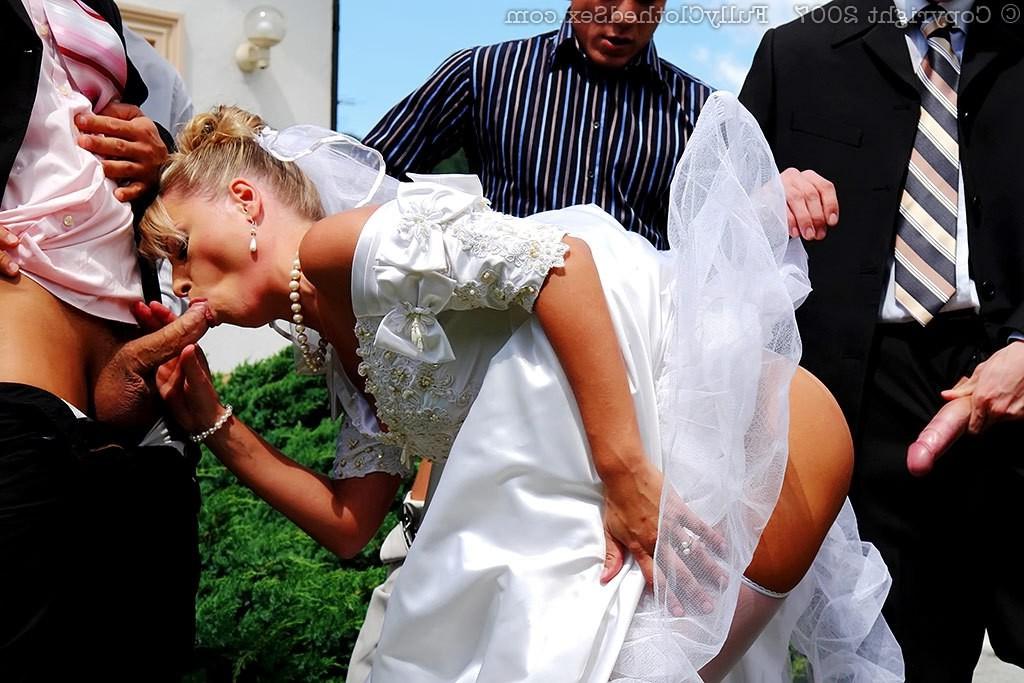 16P Nasty bride sucking and riding five cocks