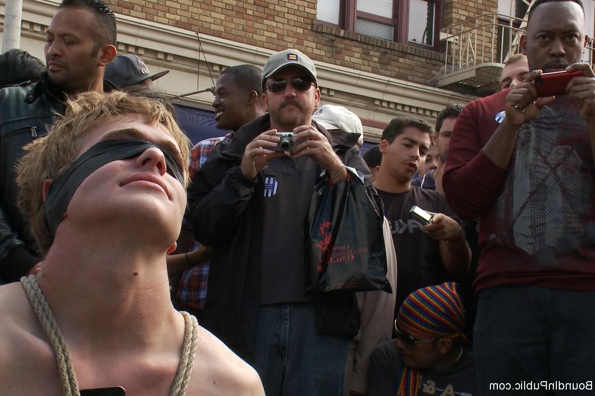 24P Slave gay gets tied up, pissed and fucked outdoor in public
