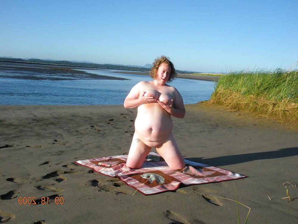 24P Wife looking for male or female fuck fun