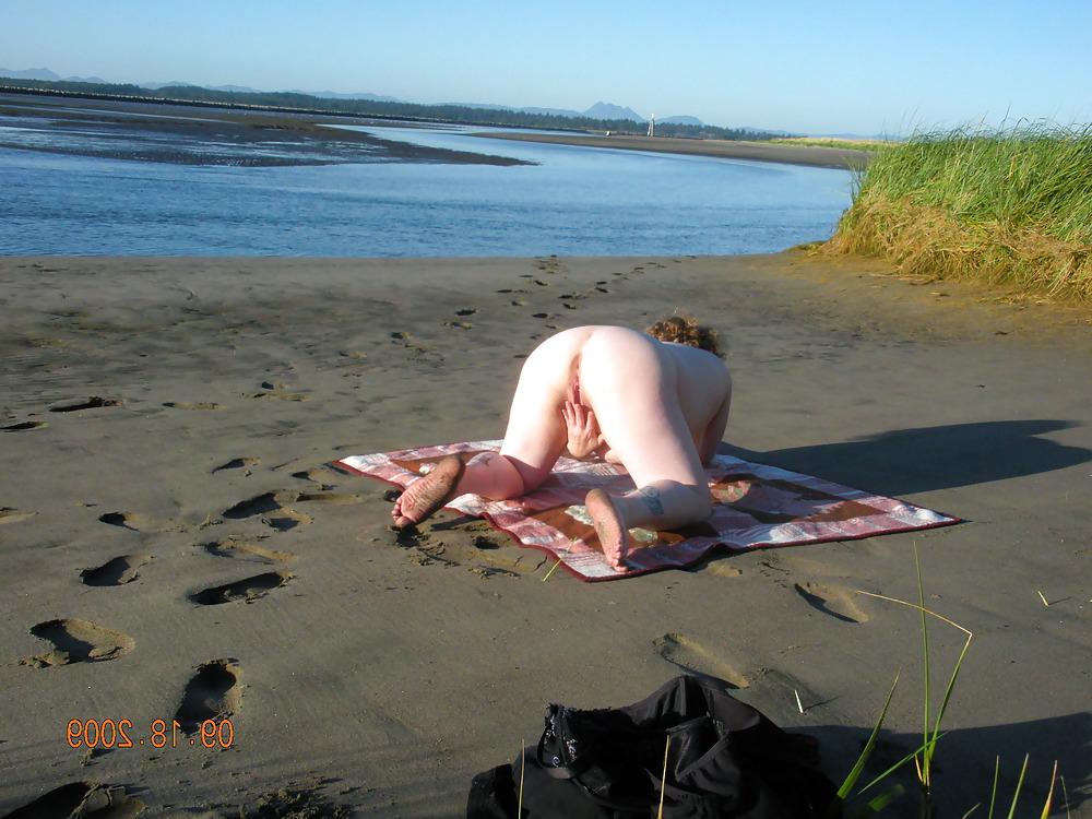24P Wife looking for male or female fuck fun