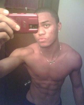 10P Half naked muscled teen dances while doing autographs