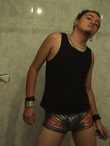 15P Punk flaunts and self-shoots his dick