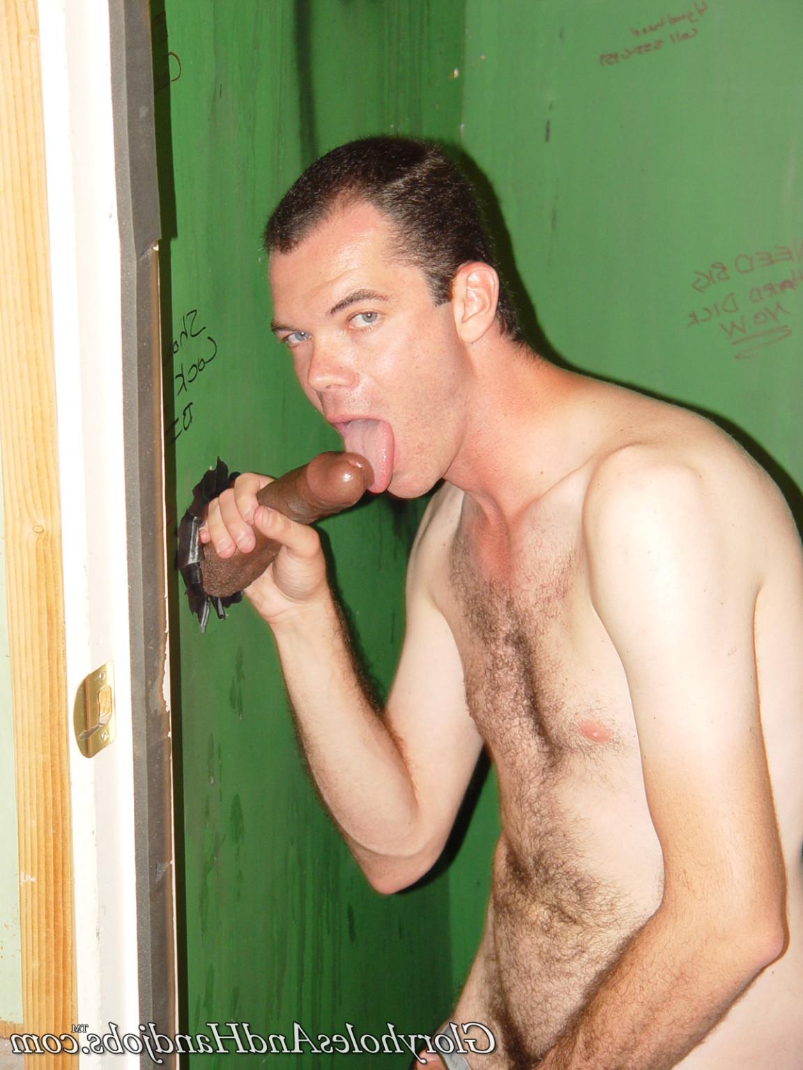 15P Horny guy sucking strong dick in gay gloryhole action