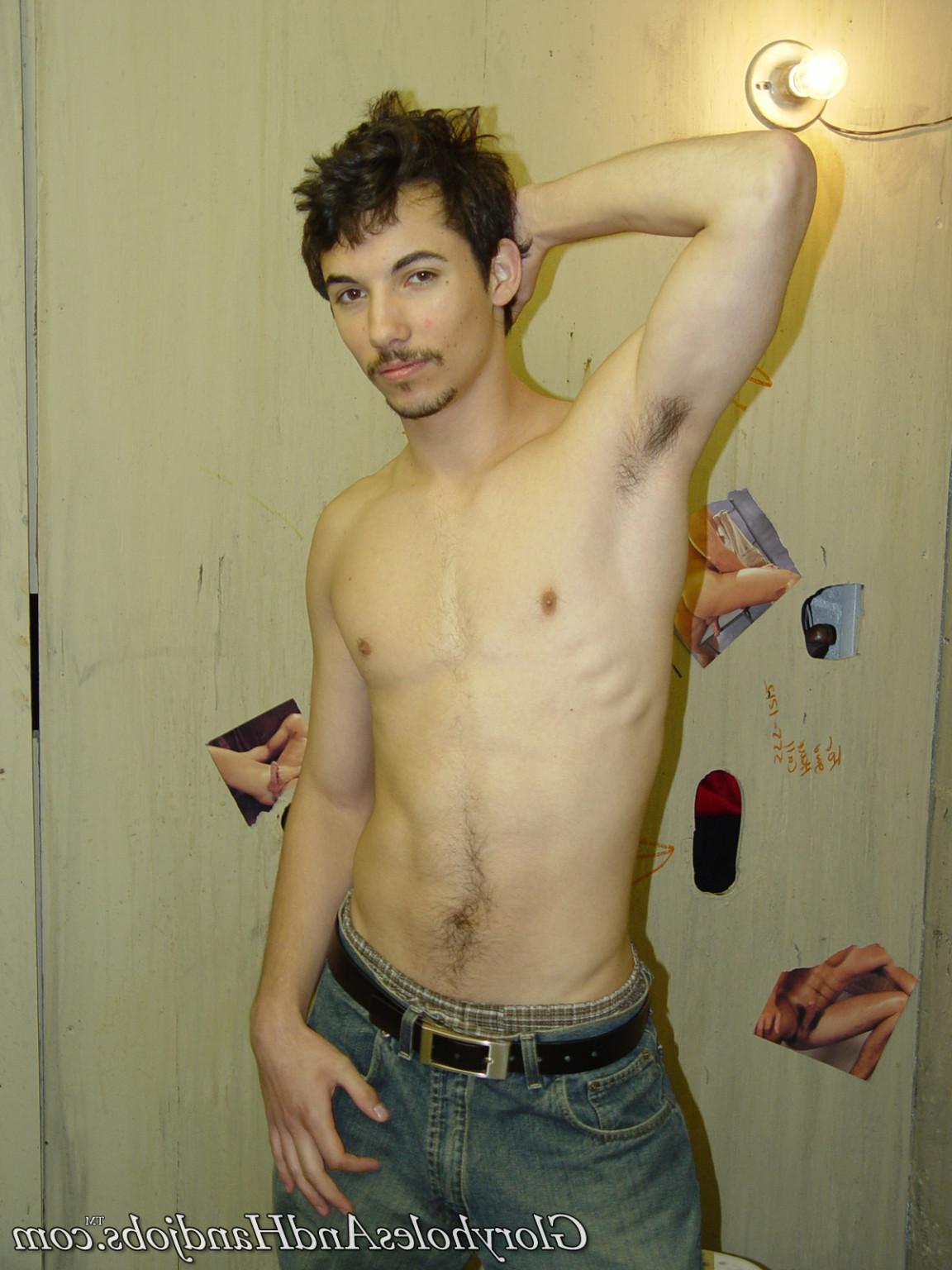15P Horny guy sucking strong dick in gay gloryhole action