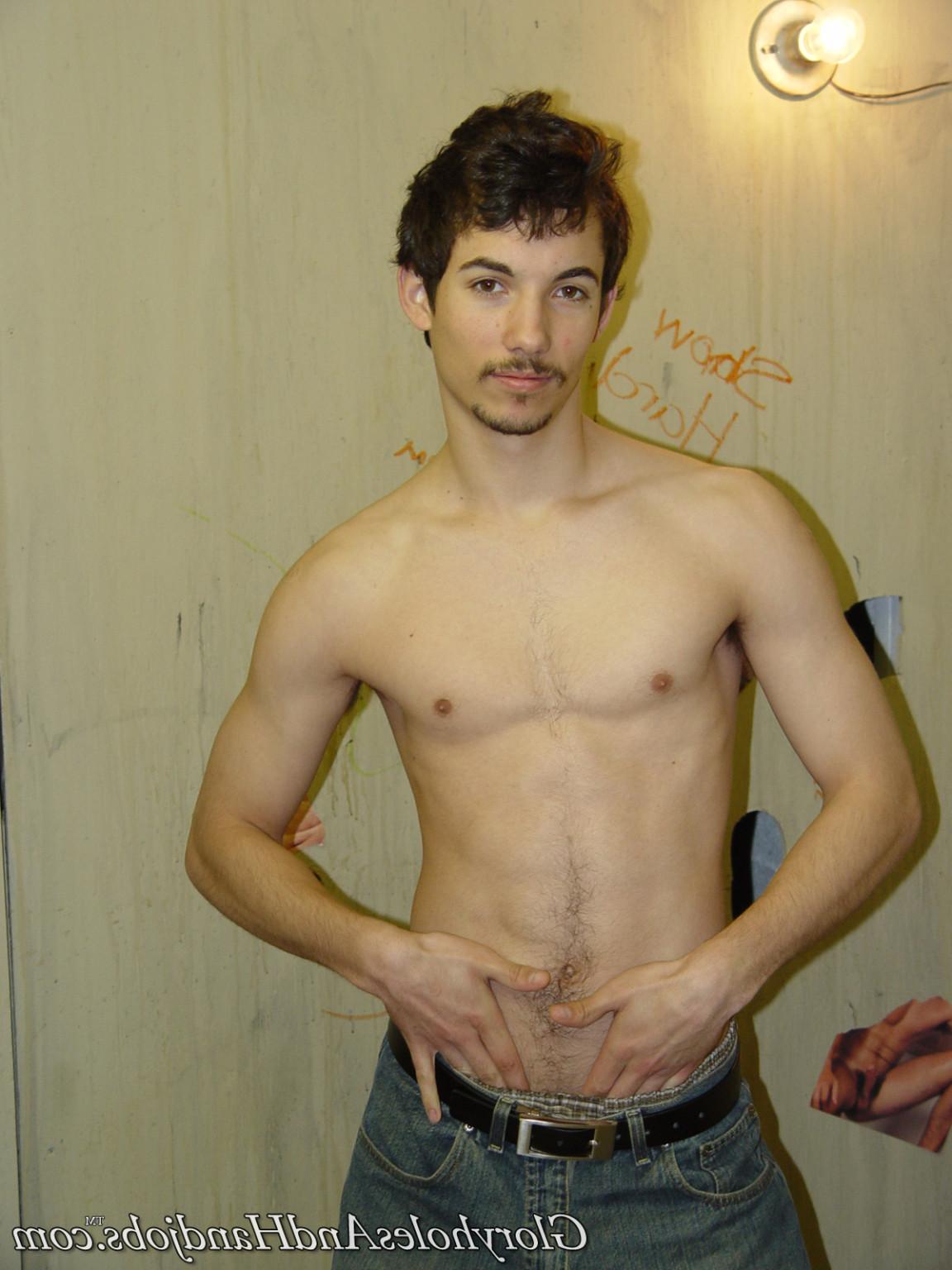 15P Horny guy sucking strong dick in gay gloryhole action