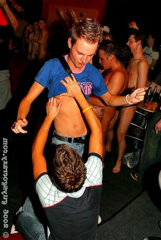 20P All male crazy gay strippers party play with guys in audience