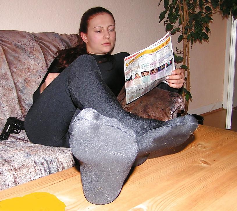 12P Feet, more feet