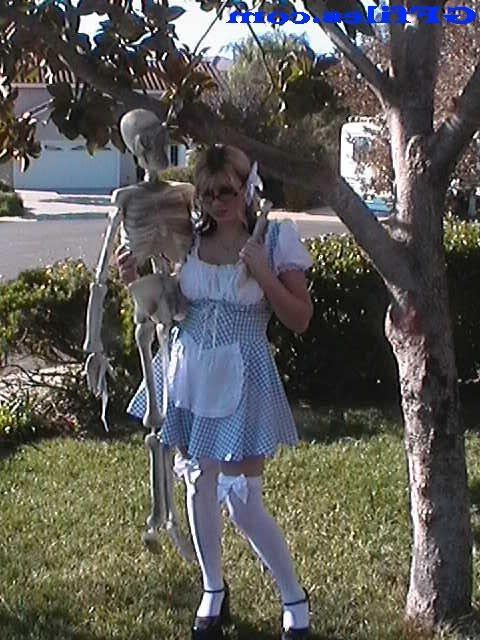 16P Candid shots of real amateur teens