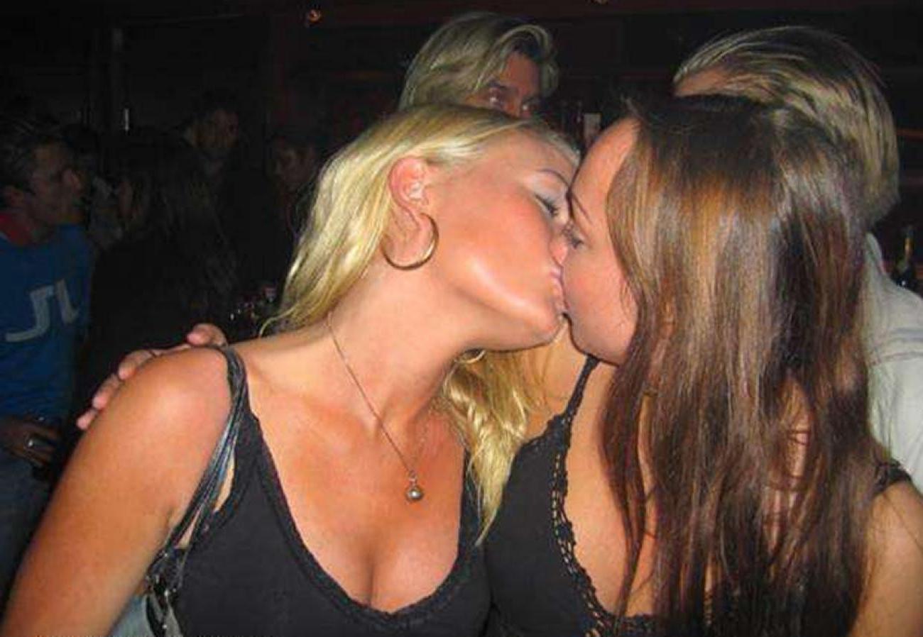 15P Picture set of trashed and kinky GFs