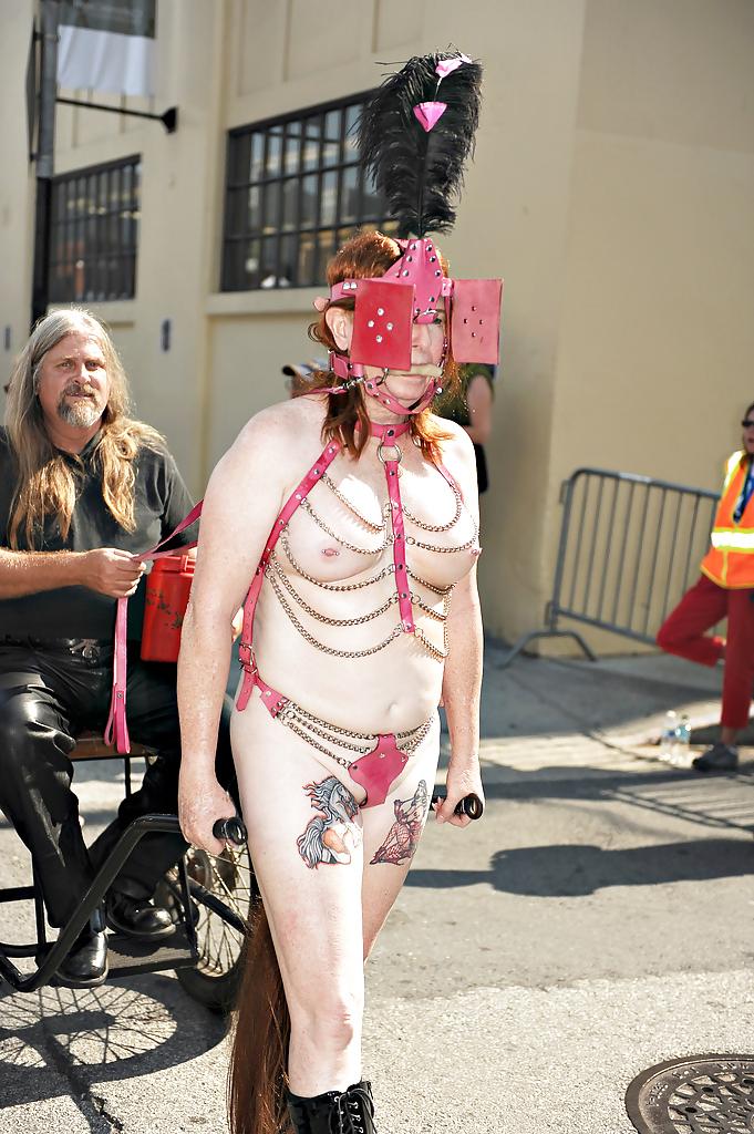 21P Real Pony Girls af Folsom Street Fair