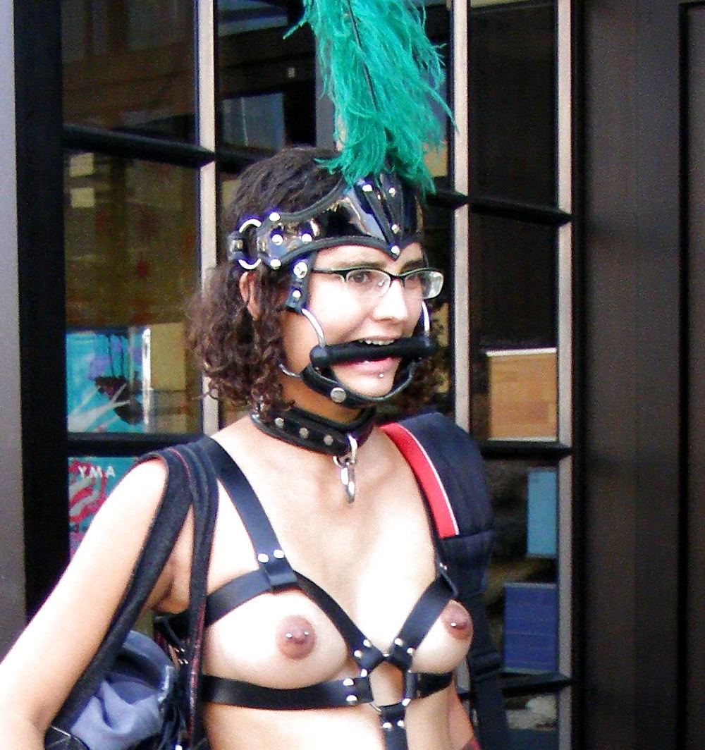 21P Real Pony Girls af Folsom Street Fair