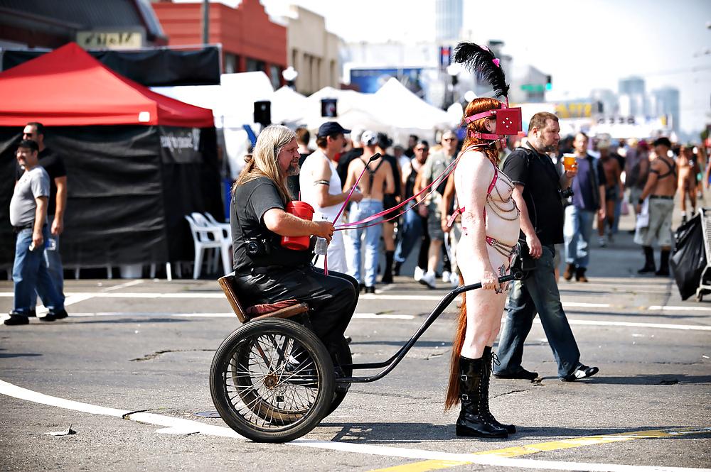 21P Real Pony Girls af Folsom Street Fair