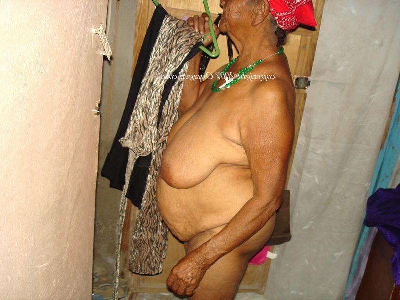 16P watch the hottest old grannies