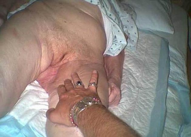 18P kinky older amateur grannies poser