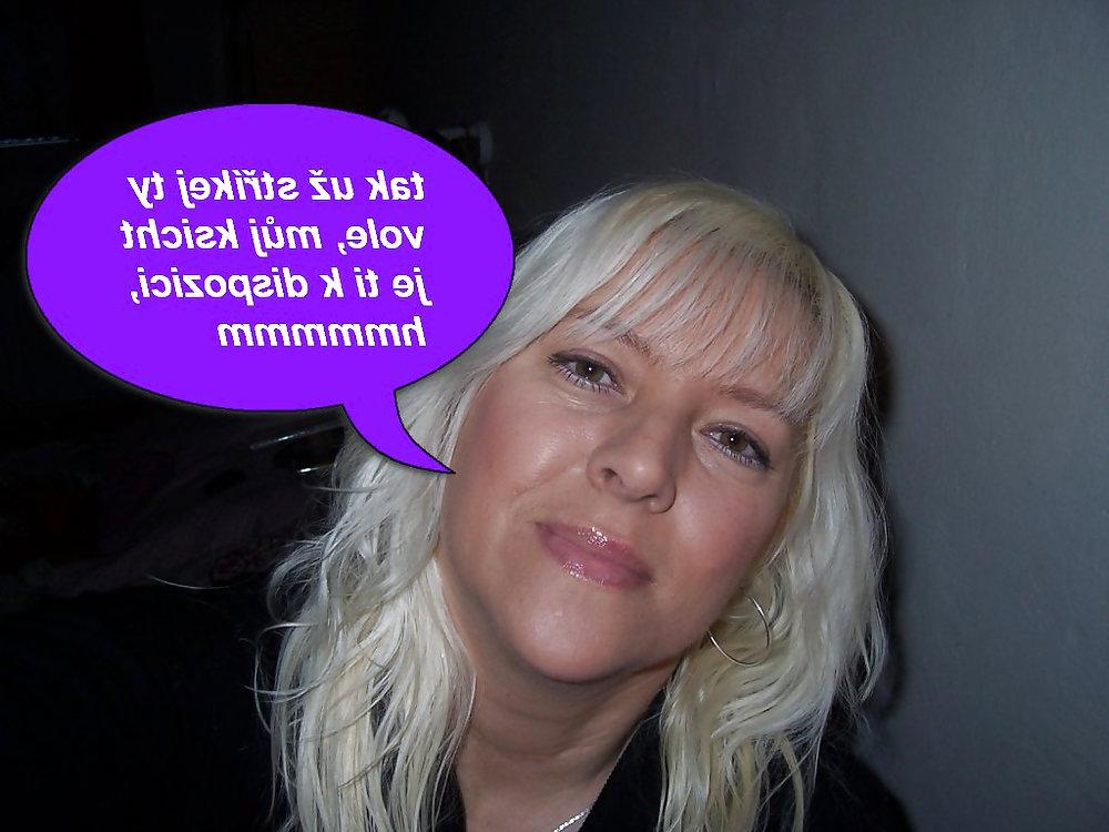 18P Caption Czech