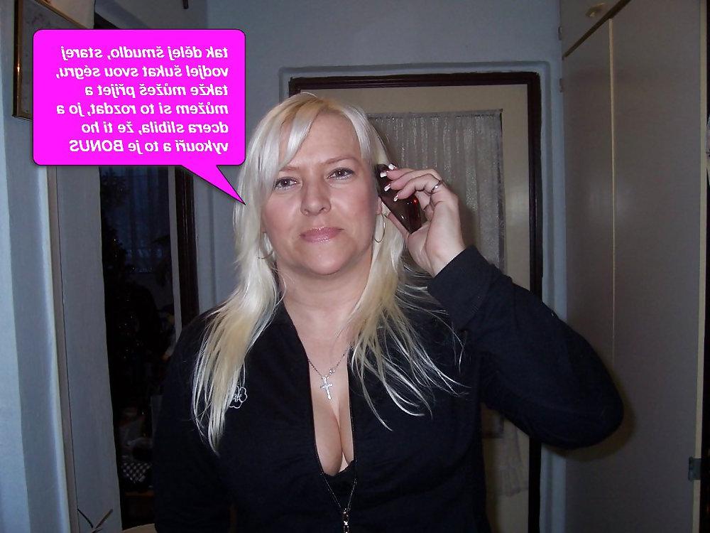 18P Caption Czech