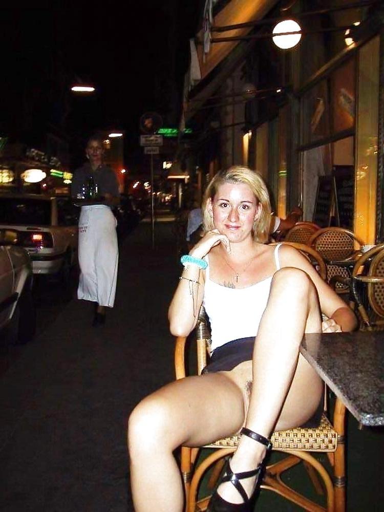 25P REALLY HOT GIRLS IN PUBLIC 13