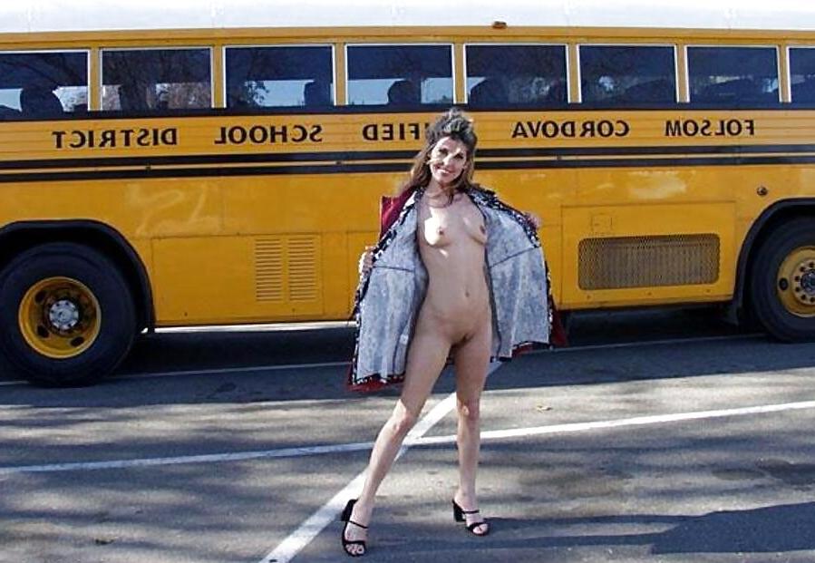 25P REALLY HOT GIRLS IN PUBLIC 14