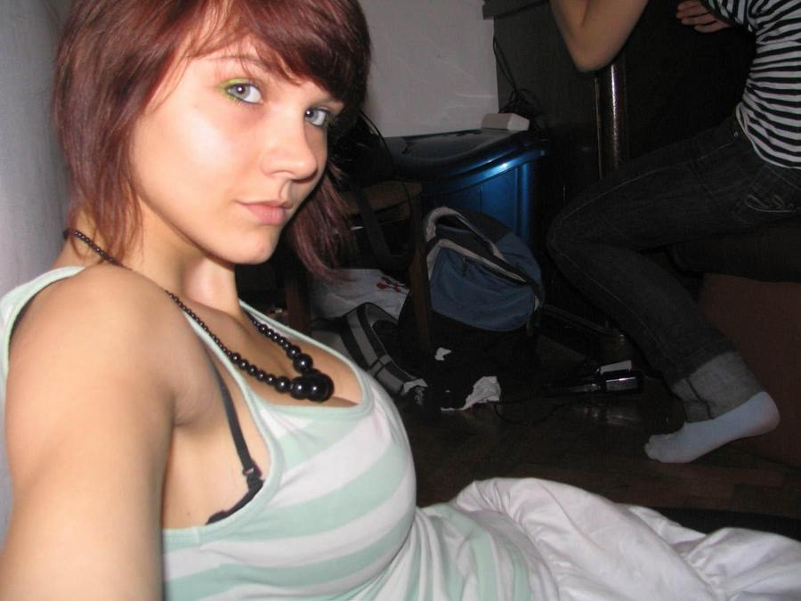 15P Sexy Juggs on These GF's