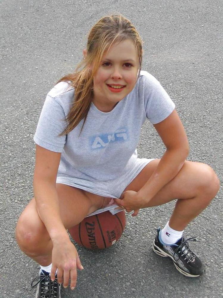 25P REALLY HOT GIRLS IN PUBLIC 25