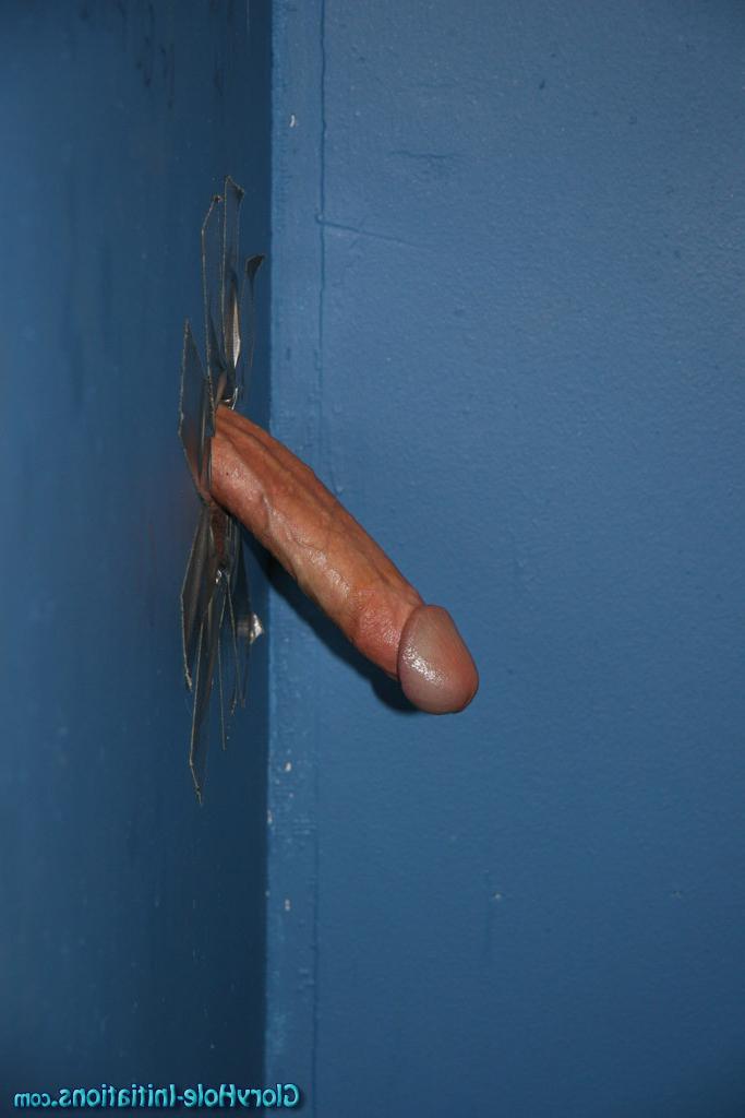 15P Hot black babe sucks a big white gloryhole cock