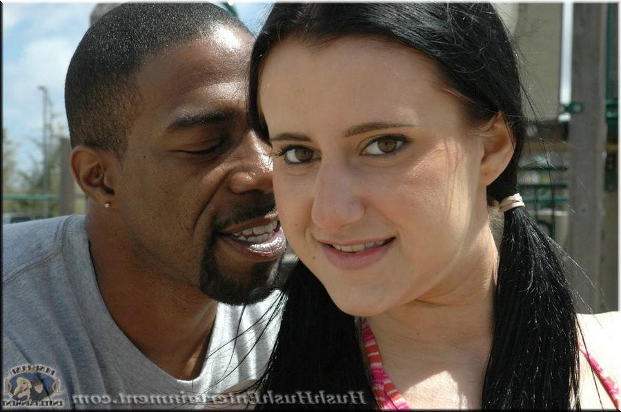 15P Suzette gets juicy snatch stuffed with big black dick
