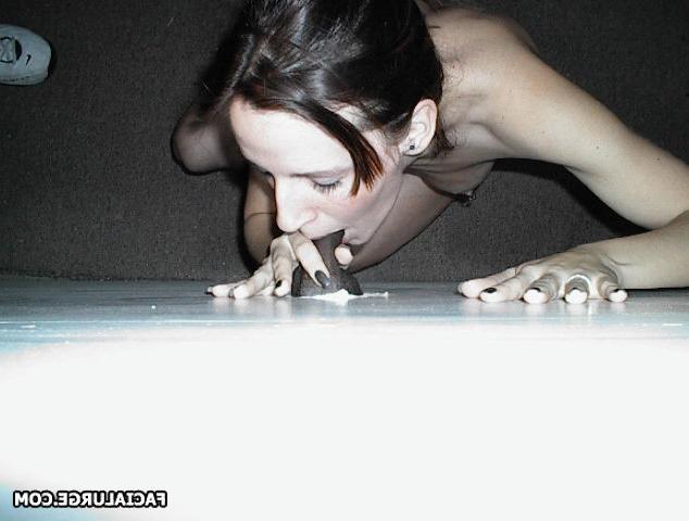 15P Amateur skank gives a gloryhole blowjob