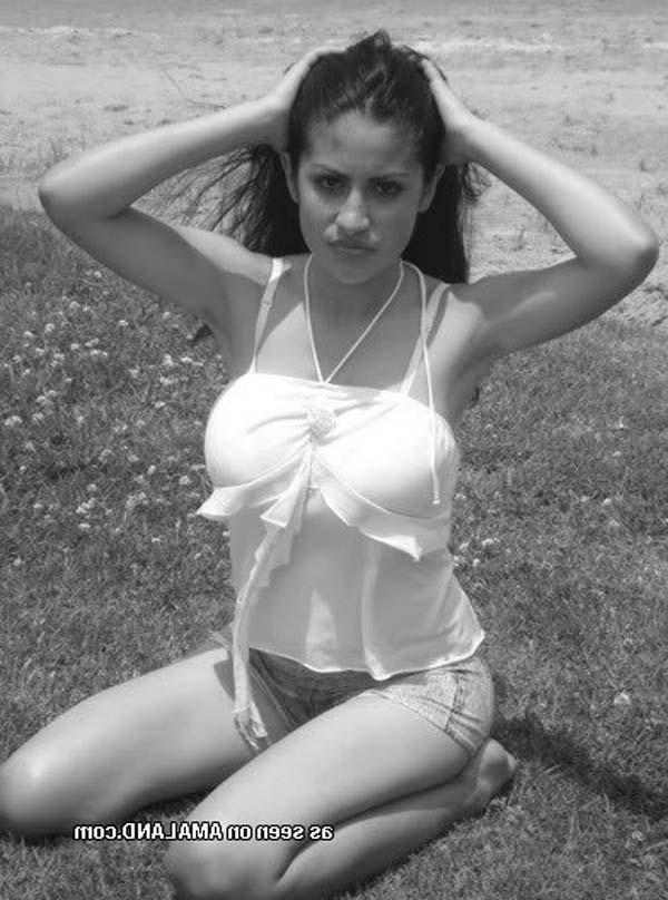 15P Sexy kinky amateur Latina hotties
