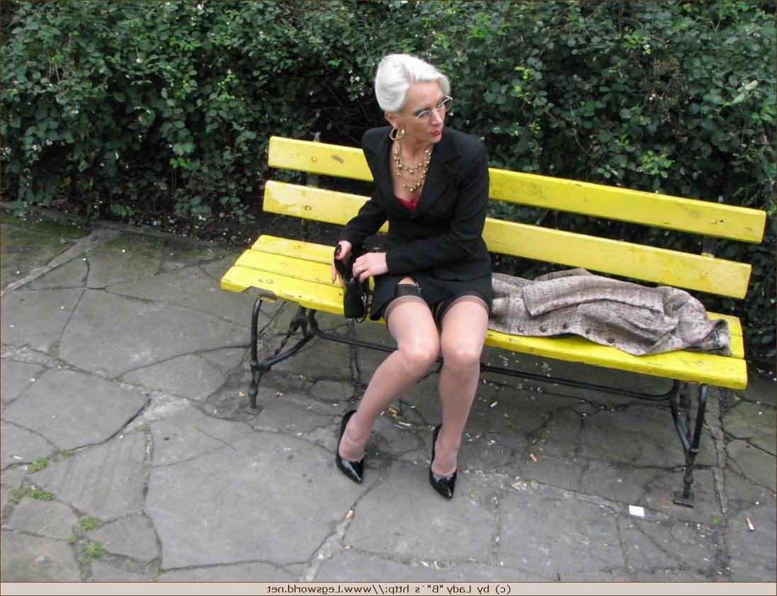 12P German stocking milf posing in public