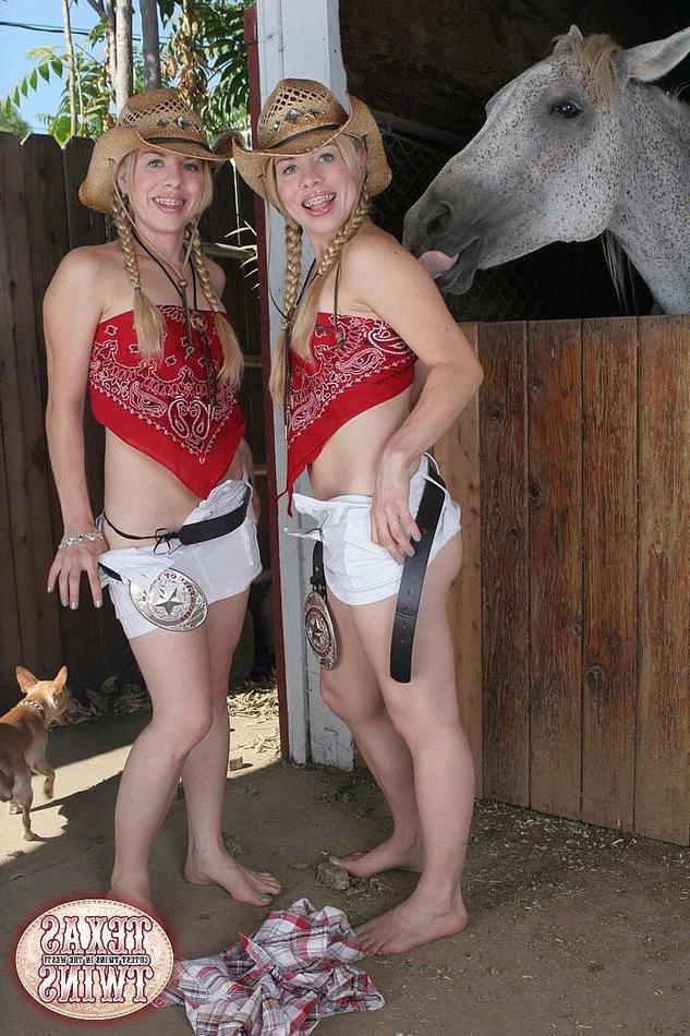 15P Petite 18 year old lesbian sisters Texas Twins play on the farm