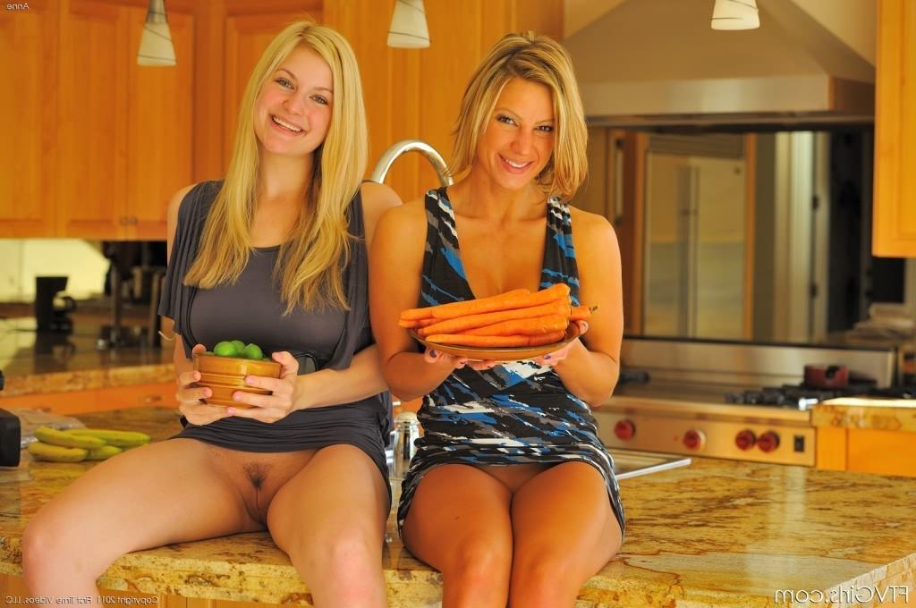 16P Nasty blonde lesbians fucking each others pussy with carrots