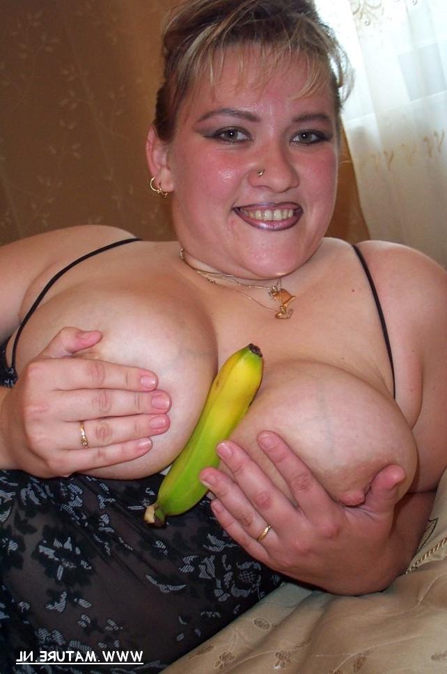 16P Big titted mature slut getting nasty and dirty