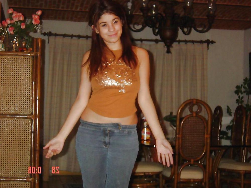 25P Very Sexy Kurdish Bitch Leyla