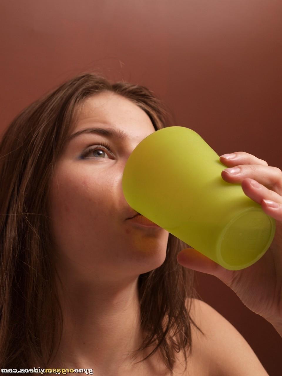 7P Real female climax enhanced with a pill