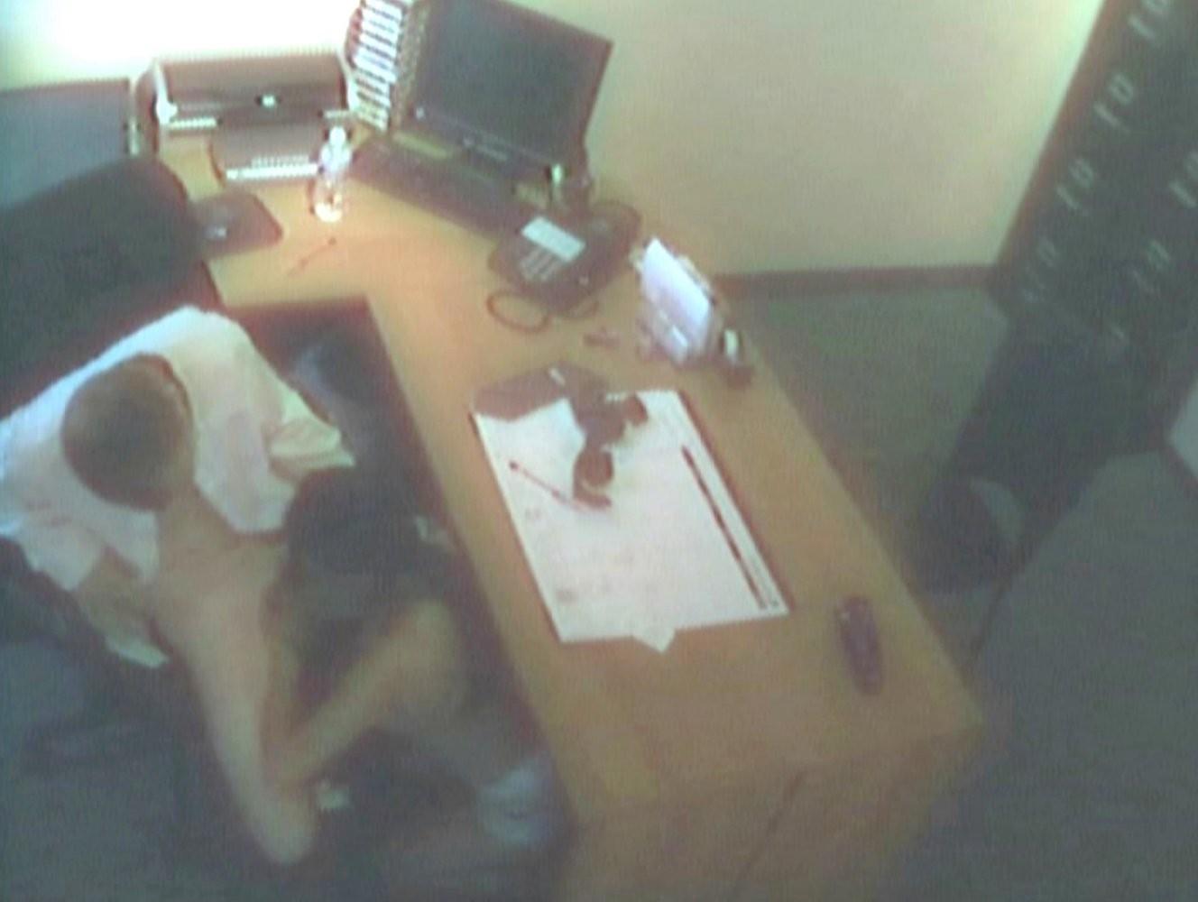 15P son of a bitch boss caught fucking the secretary